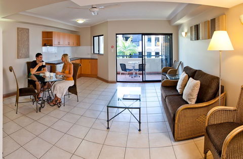 Regal Port Douglas - Port Augusta Accommodation 30