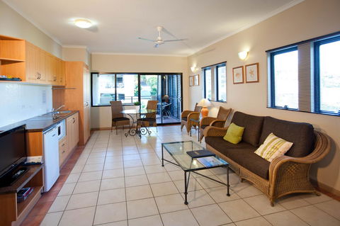Regal Port Douglas - Port Augusta Accommodation 24