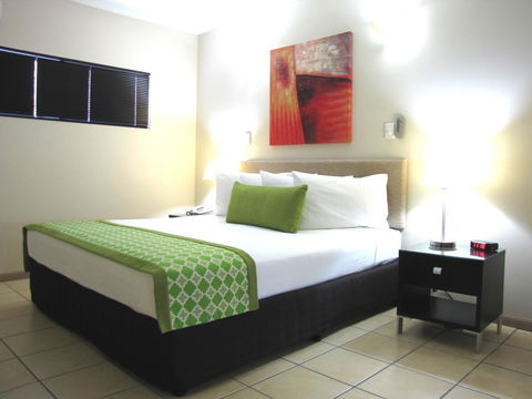 Regal Port Douglas - Port Augusta Accommodation 21