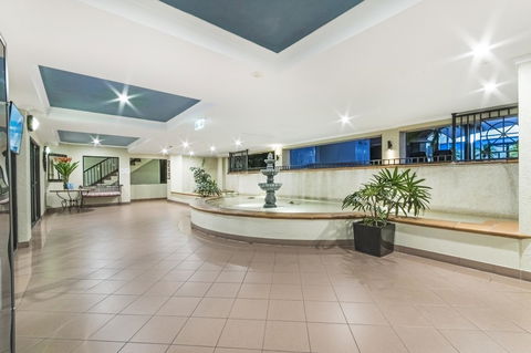 Regal Port Douglas - Port Augusta Accommodation 15