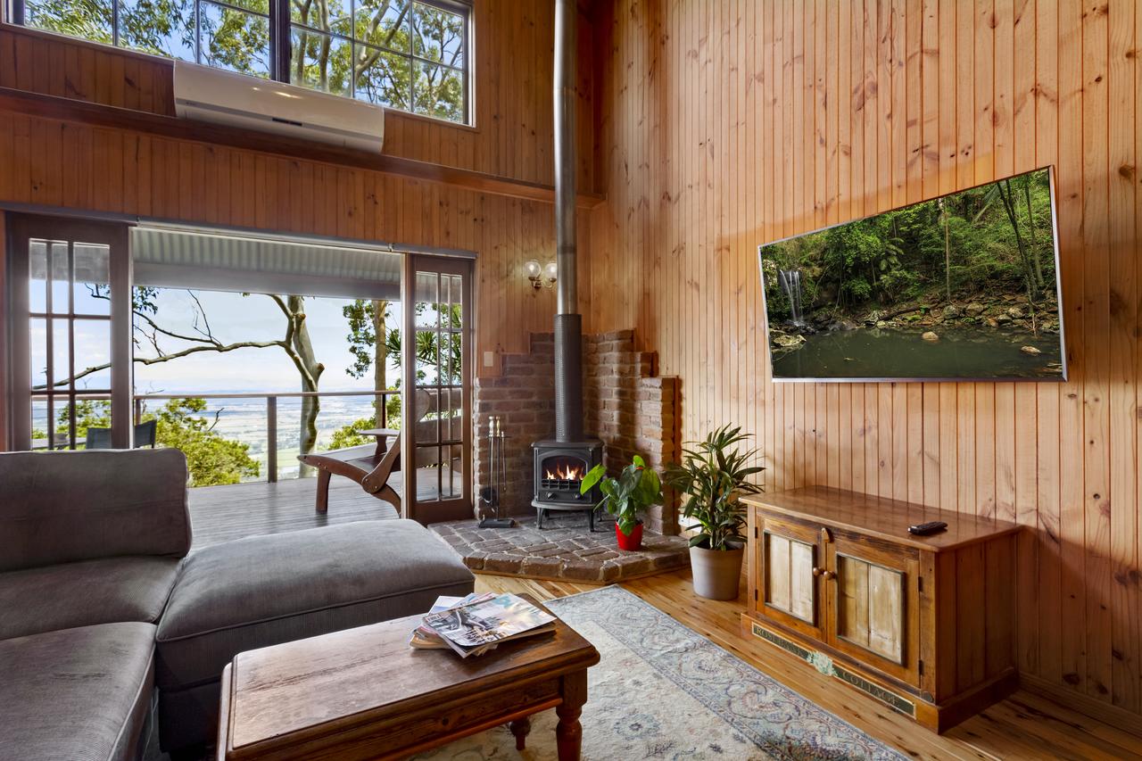 Tamborine Mountain QLD Port Augusta Accommodation