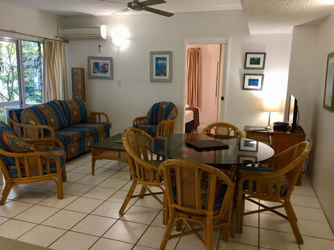 The Port Douglas Queenslander - Port Augusta Accommodation 6