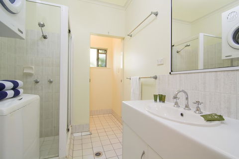 The Port Douglas Queenslander - Port Augusta Accommodation 12