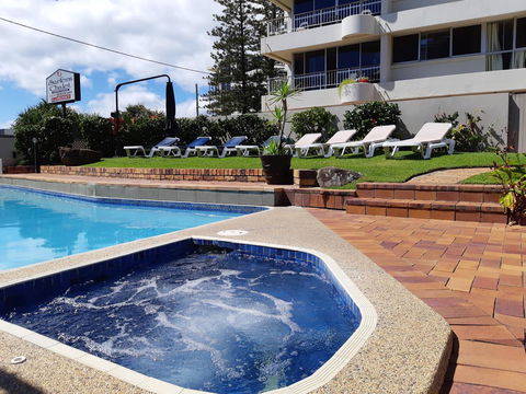 Surfers Chalet - Port Augusta Accommodation 6