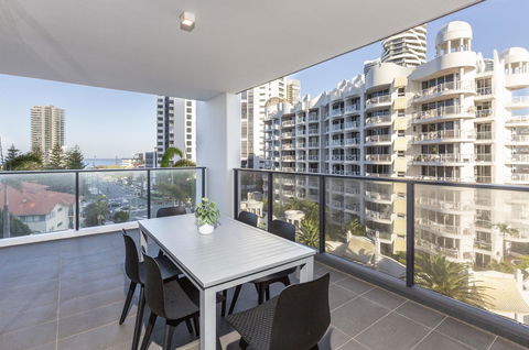 Qube Broadbeach - Port Augusta Accommodation 41
