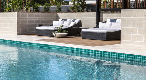 Boardwalk Burleigh Beach - Official - Port Augusta Accommodation 28