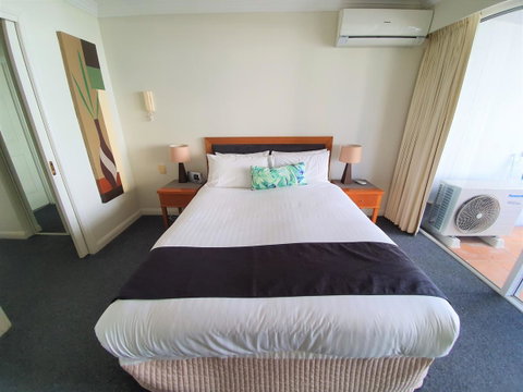 Broadbeach Holiday Apartments - Port Augusta Accommodation 28