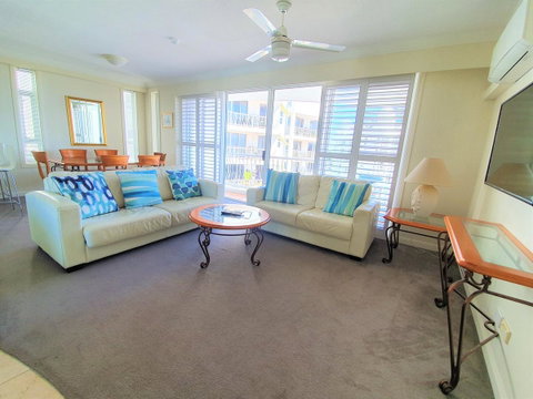 Broadbeach Holiday Apartments - Port Augusta Accommodation 17