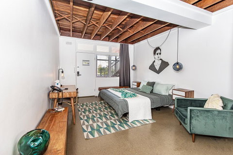 The Pink Hotel Coolangatta - Port Augusta Accommodation 23