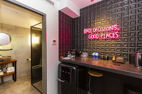 The Pink Hotel Coolangatta - Port Augusta Accommodation 15