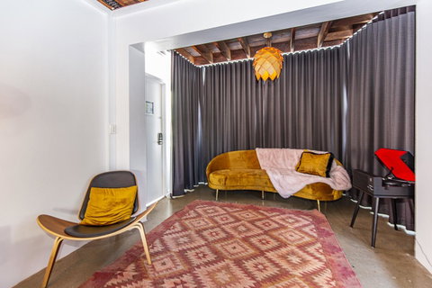 The Pink Hotel Coolangatta - Port Augusta Accommodation 29