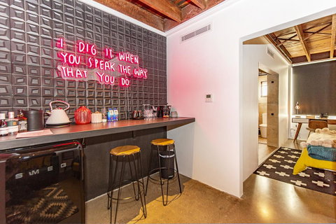 The Pink Hotel Coolangatta - Port Augusta Accommodation 20