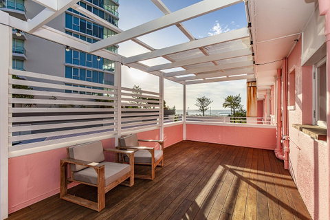 The Pink Hotel Coolangatta - Port Augusta Accommodation 30