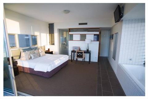 1 Bright Point Apartment 5201 - Port Augusta Accommodation 6
