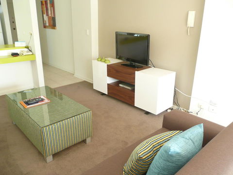 Grosvenor Beachfront Apartments Surfers Paradise - Port Augusta Accommodation 24