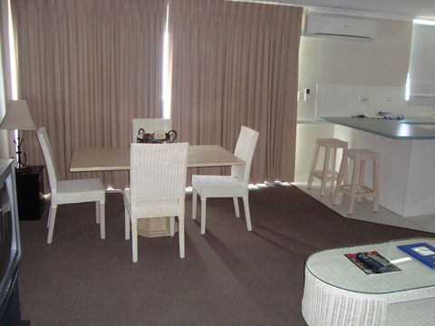 Grosvenor Beachfront Apartments Surfers Paradise - Port Augusta Accommodation 26