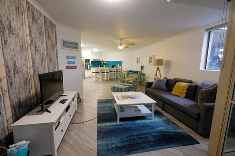 Sanctuary Beach Retreat - Port Augusta Accommodation 15