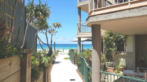 Sanctuary Beach Retreat - Port Augusta Accommodation 0