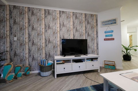 Sanctuary Beach Retreat - Port Augusta Accommodation 14