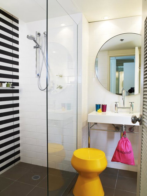 QT Gold Coast - Port Augusta Accommodation 6