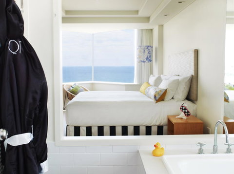 QT Gold Coast - Port Augusta Accommodation 10