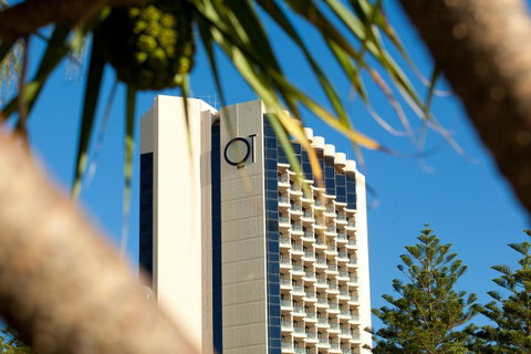 QT Gold Coast - Port Augusta Accommodation 1