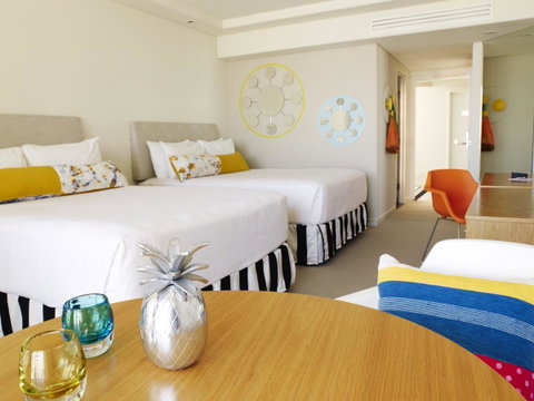 QT Gold Coast - Port Augusta Accommodation 9
