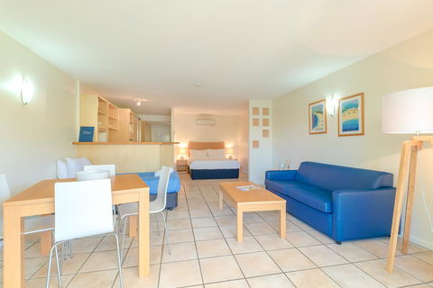 At The Sound Noosa Motel - Port Augusta Accommodation 39