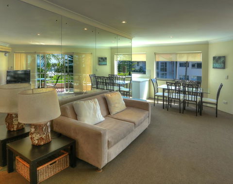 Le Beach Apartments - Port Augusta Accommodation 4