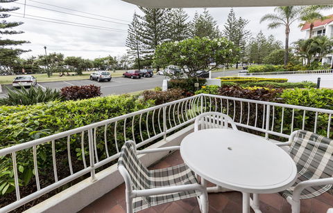 Le Beach Apartments - Port Augusta Accommodation 6