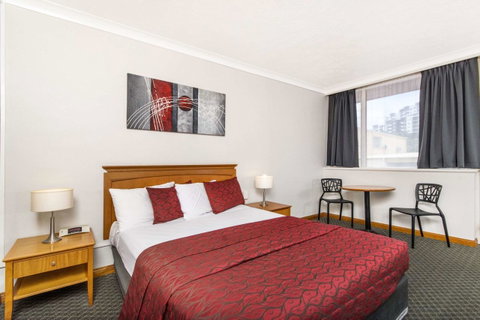 The Robert Towns - Port Augusta Accommodation 4