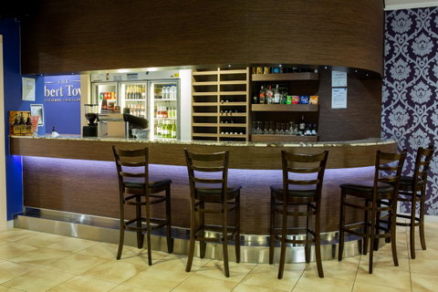The Robert Towns - Port Augusta Accommodation 14