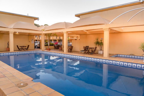 The Robert Towns - Port Augusta Accommodation 6