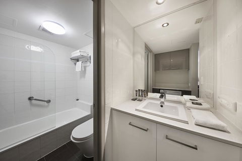 Novotel Surfers Paradise - Port Augusta Accommodation 19