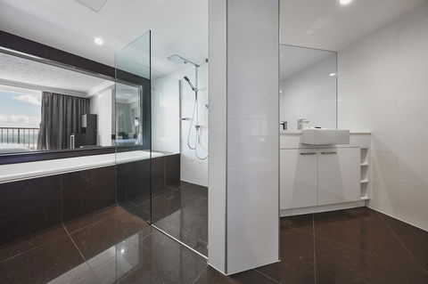 Novotel Surfers Paradise - Port Augusta Accommodation 20