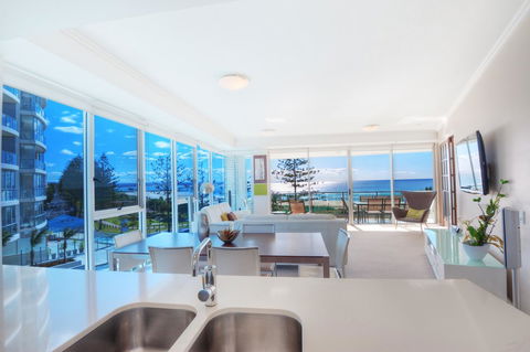 Reflection On The Sea - Port Augusta Accommodation 2
