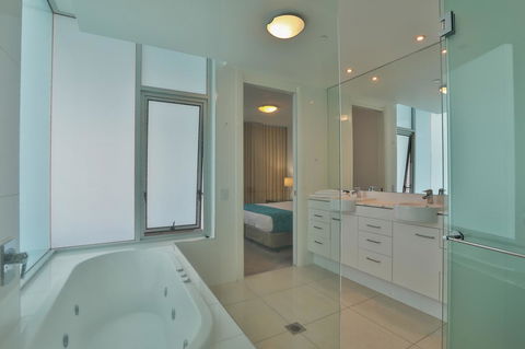 Reflection On The Sea - Port Augusta Accommodation 11
