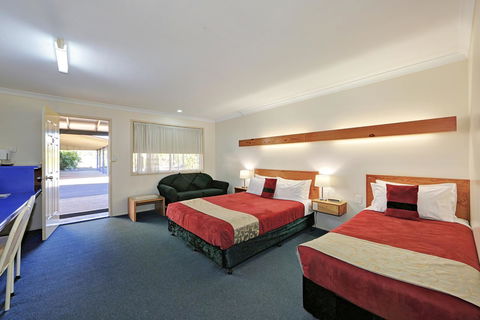 Smart Motels Bert Hinkler - Port Augusta Accommodation 13