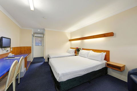 Smart Motels Bert Hinkler - Port Augusta Accommodation 16