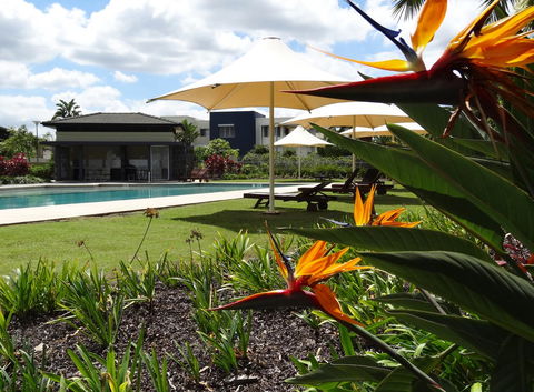 Waterfront Resort Villa With Buggy - Port Augusta Accommodation 24