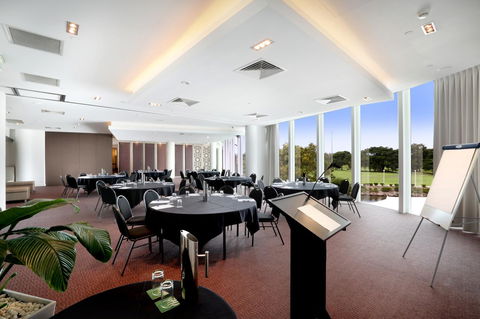 RACV Royal Pines Resort Gold Coast - Port Augusta Accommodation 39