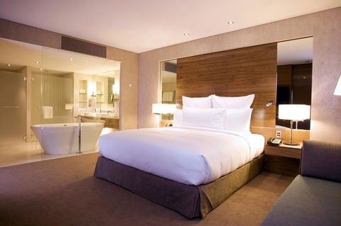Hilton Brisbane - Port Augusta Accommodation 7