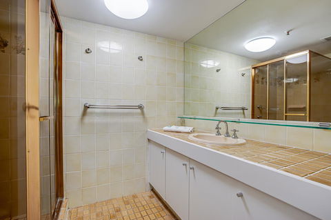 Gemini Court Holiday Apartments - Port Augusta Accommodation 8