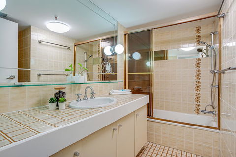 Gemini Court Holiday Apartments - Port Augusta Accommodation 11