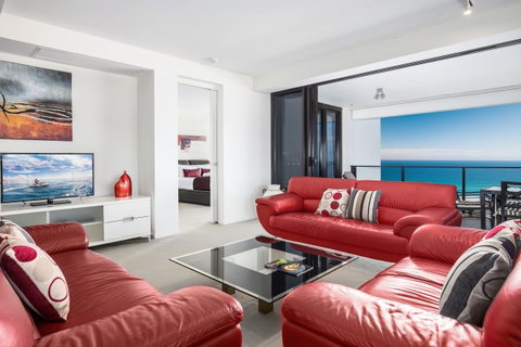 Ultra Broadbeach - Port Augusta Accommodation 17