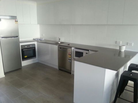 Broadbeach Travel Inn Apartments - Port Augusta Accommodation 38