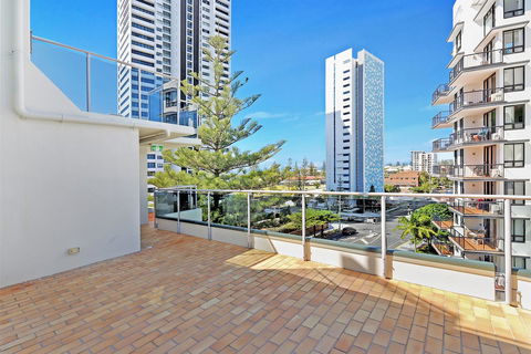 Broadbeach Travel Inn Apartments - Port Augusta Accommodation 5