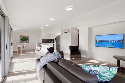 Oasis Apartments On Hamilton Island By HIHA - Port Augusta Accommodation 33