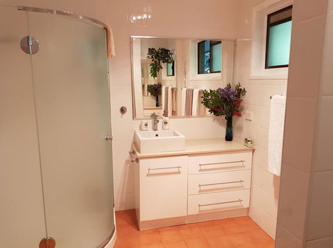 Manitzky Magic -B&B Home With Heart - Port Augusta Accommodation 7