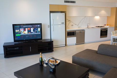 Ambience On Burleigh Beach - Port Augusta Accommodation 18